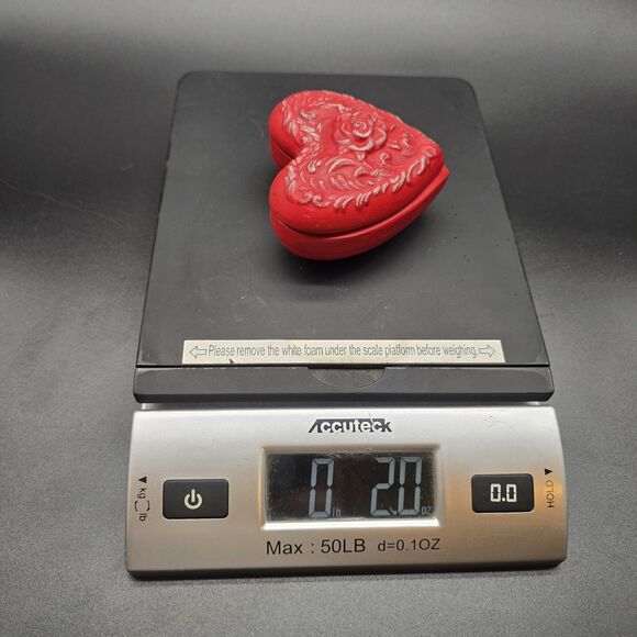 Vintage Small Heart Shaped Valentine Ceramic Jewelry Trinket Box Red - Picture 9 of 9
